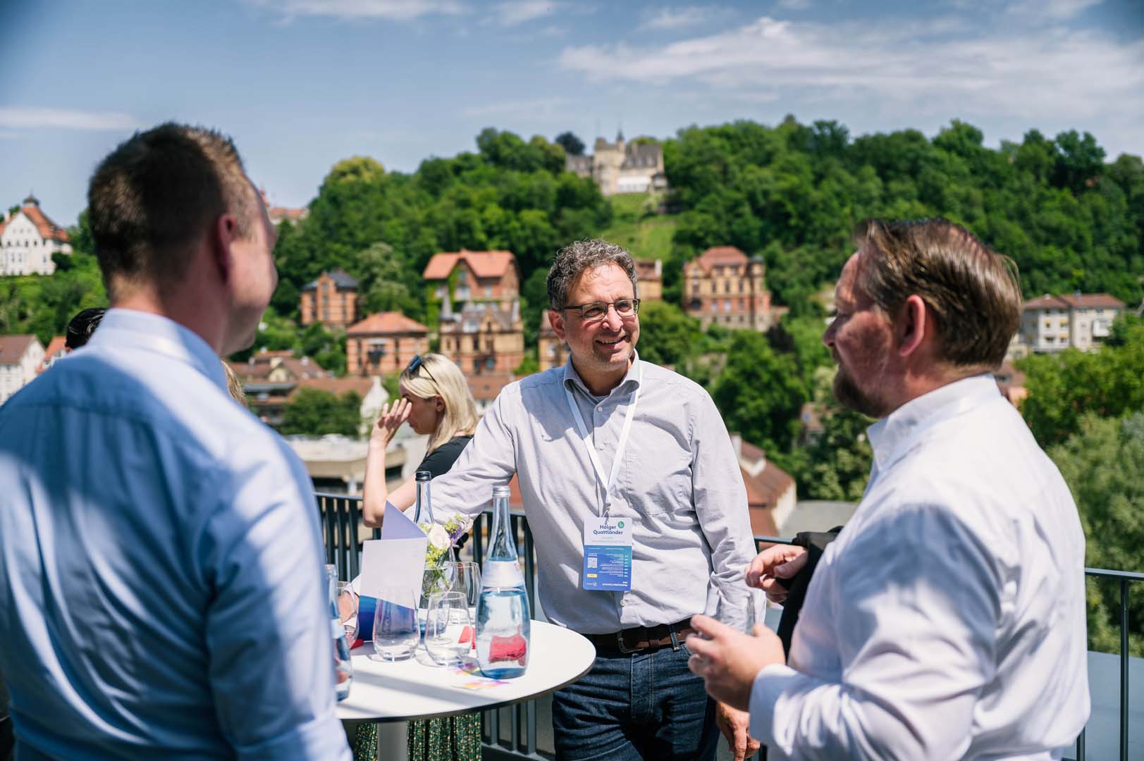 Meisterplan Connect 2024 Networking auf der itdesign Dachterrasse